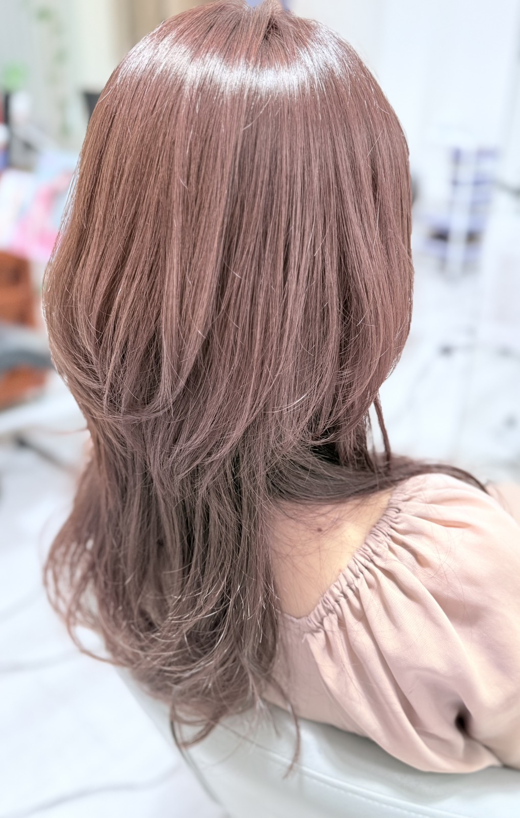 40代 秋パープルカラー ハイレイヤー スタイル写真